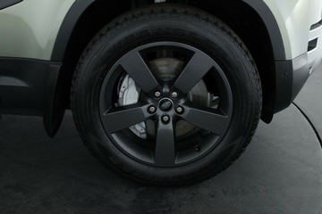 https://vehicle-cdn.autoleague.cloud/32409_61038379_4.jpg