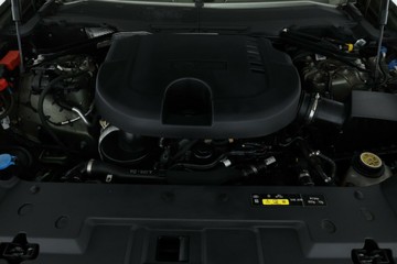 https://vehicle-cdn.autoleague.cloud/32409_61038379_7.jpg