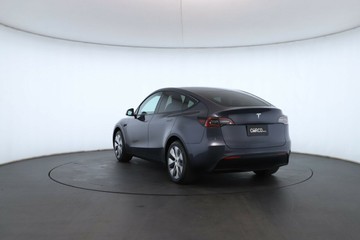 https://vehicle-cdn.autoleague.cloud/32409_61038467_13.jpg