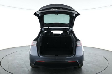 https://vehicle-cdn.autoleague.cloud/32409_61038467_15.jpg