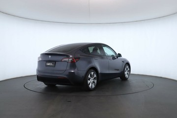https://vehicle-cdn.autoleague.cloud/32409_61038467_18.jpg