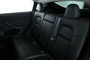 https://vehicle-cdn.autoleague.cloud/32409_61038467_36.jpg