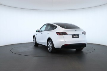 https://vehicle-cdn.autoleague.cloud/32409_61038469_13.jpg