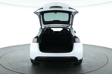 https://vehicle-cdn.autoleague.cloud/32409_61038469_15.jpg