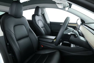 https://vehicle-cdn.autoleague.cloud/32409_61038469_20.jpg