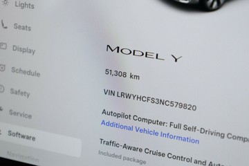 https://vehicle-cdn.autoleague.cloud/32409_61038469_23.jpg