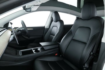 https://vehicle-cdn.autoleague.cloud/32409_61038469_33.jpg