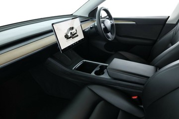 https://vehicle-cdn.autoleague.cloud/32409_61038469_34.jpg