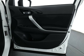https://vehicle-cdn.autoleague.cloud/32409_61038486_18.jpg