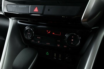 https://vehicle-cdn.autoleague.cloud/32409_61038486_27.jpg