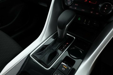 https://vehicle-cdn.autoleague.cloud/32409_61038486_28.jpg