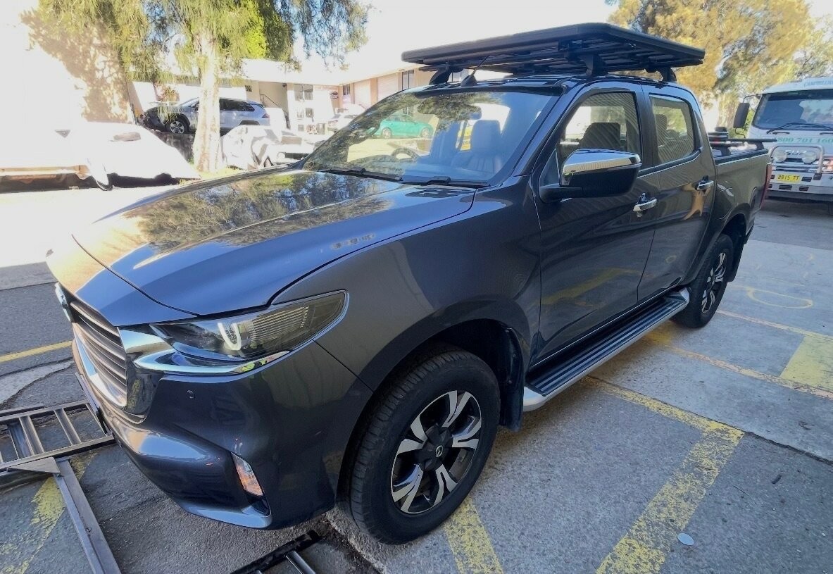 Mazda Bt-50 image 2