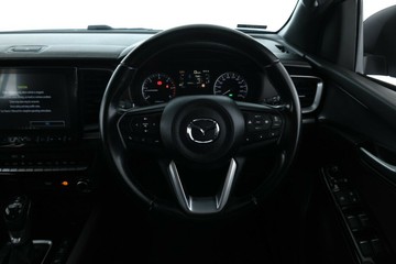 https://vehicle-cdn.autoleague.cloud/32409_61038488_21.jpg