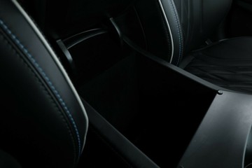 https://vehicle-cdn.autoleague.cloud/32409_61038489_21.jpg