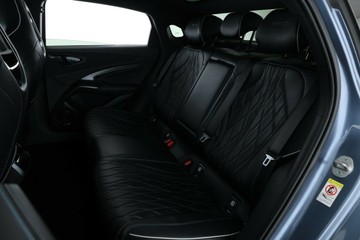 https://vehicle-cdn.autoleague.cloud/32409_61038489_24.jpg