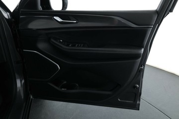 https://vehicle-cdn.autoleague.cloud/32409_61038490_18.jpg