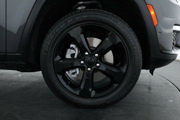 https://vehicle-cdn.autoleague.cloud/32409_61038490_4.jpg
