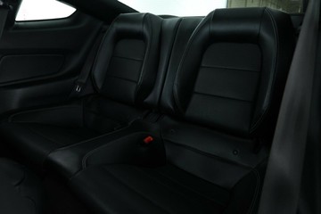 https://vehicle-cdn.autoleague.cloud/32409_61038538_34.jpg