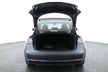 https://vehicle-cdn.autoleague.cloud/32409_61038608_15.jpg