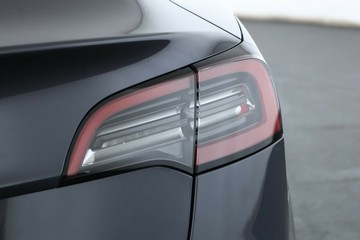 https://vehicle-cdn.autoleague.cloud/32409_61038608_17.jpg