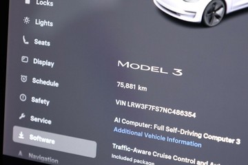 https://vehicle-cdn.autoleague.cloud/32409_61038608_24.jpg