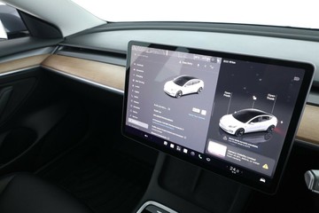 https://vehicle-cdn.autoleague.cloud/32409_61038608_25.jpg