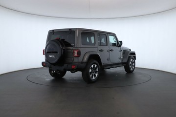 https://vehicle-cdn.autoleague.cloud/32409_61038762_17.jpg