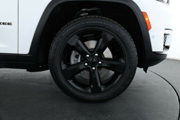 https://vehicle-cdn.autoleague.cloud/32409_61038766_2.jpg