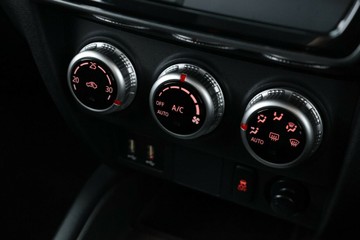 https://vehicle-cdn.autoleague.cloud/32409_61038768_27.jpg