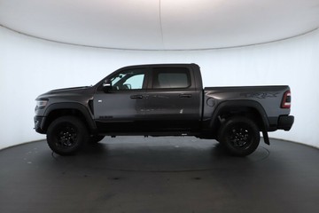 https://vehicle-cdn.autoleague.cloud/32409_61038775_12.jpg
