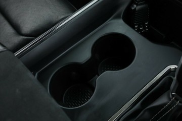 https://vehicle-cdn.autoleague.cloud/32409_61038775_30.jpg