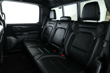 https://vehicle-cdn.autoleague.cloud/32409_61038775_34.jpg