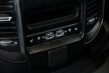 https://vehicle-cdn.autoleague.cloud/32409_61038775_35.jpg