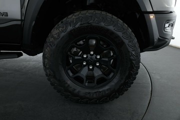 https://vehicle-cdn.autoleague.cloud/32409_61038775_4.jpg