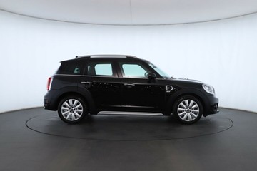 https://vehicle-cdn.autoleague.cloud/32409_61038777_3.jpg