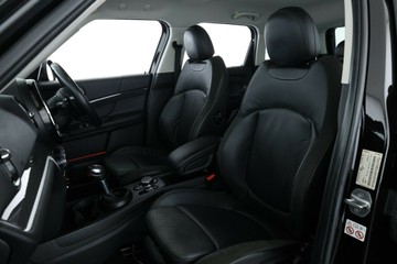 https://vehicle-cdn.autoleague.cloud/32409_61038777_33.jpg