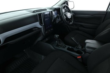 https://vehicle-cdn.autoleague.cloud/32409_61038896_36.jpg