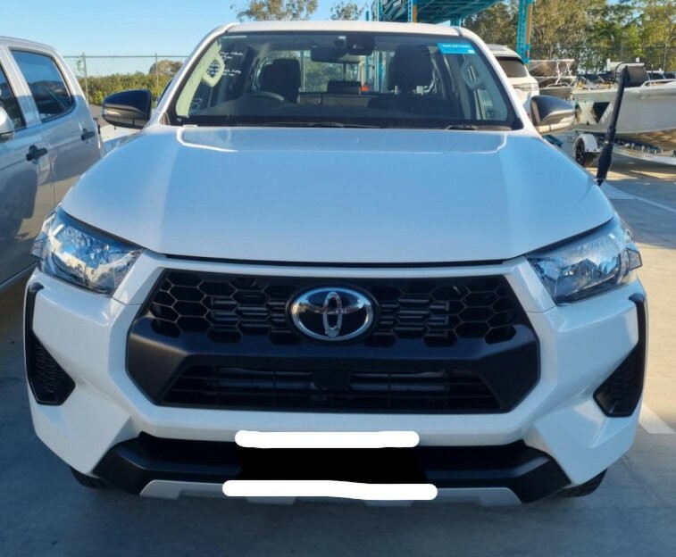 Toyota Hilux image 3