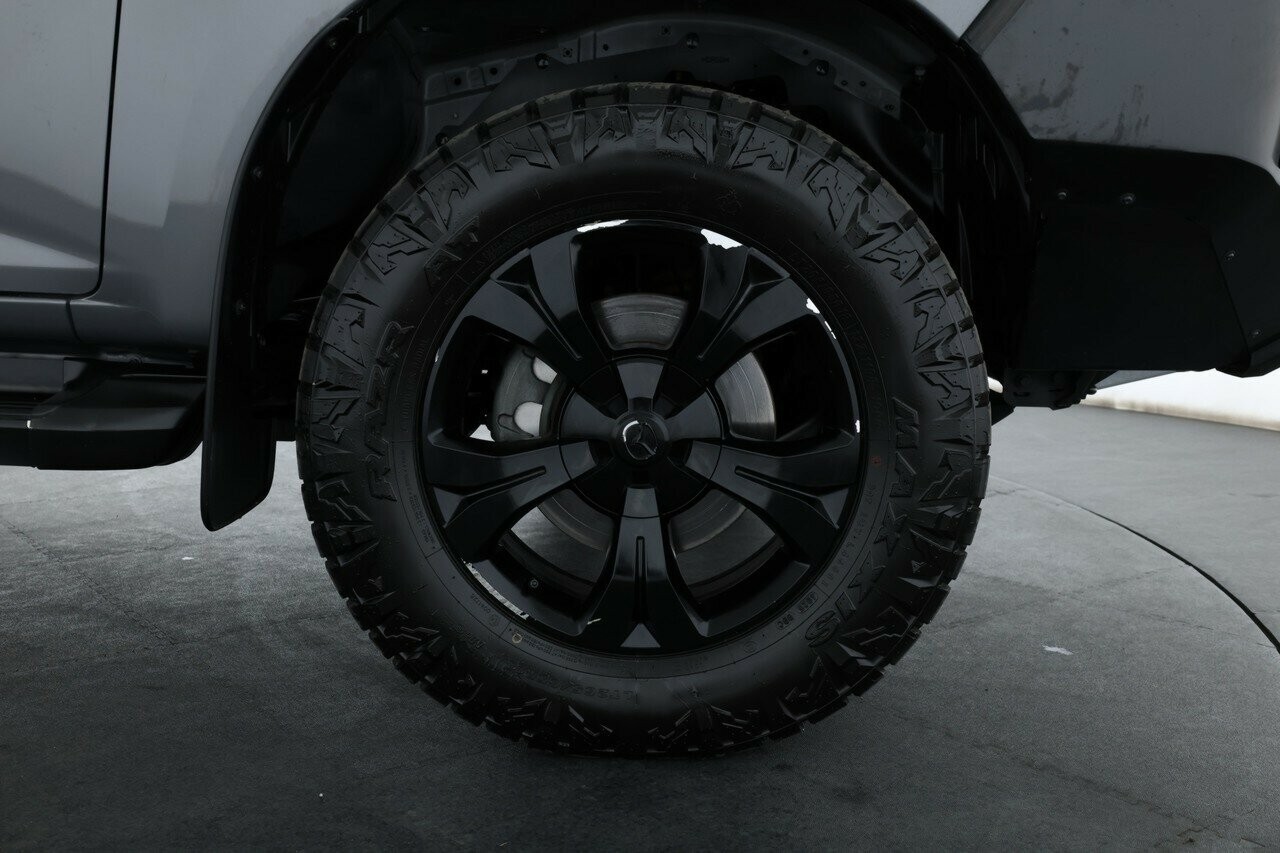 Mazda Bt-50 image 4