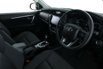 https://vehicle-cdn.autoleague.cloud/32409_61039014_20.jpg