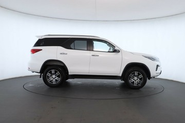 https://vehicle-cdn.autoleague.cloud/32409_61039014_3.jpg