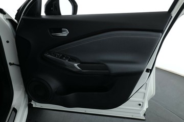 https://vehicle-cdn.autoleague.cloud/32409_61039058_18.jpg