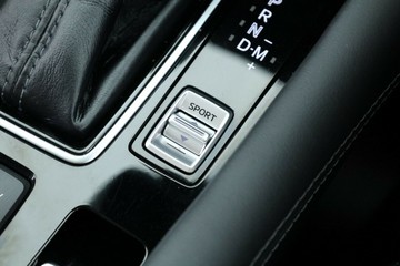 https://vehicle-cdn.autoleague.cloud/32409_61039113_28.jpg