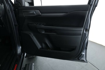 https://vehicle-cdn.autoleague.cloud/32409_61039118_19.jpg