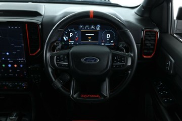 https://vehicle-cdn.autoleague.cloud/32409_61039118_22.jpg