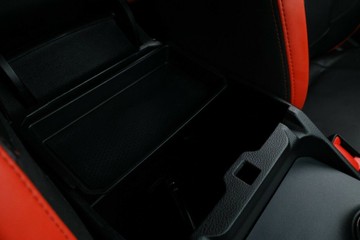 https://vehicle-cdn.autoleague.cloud/32409_61039118_33.jpg