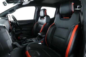 https://vehicle-cdn.autoleague.cloud/32409_61039118_34.jpg