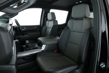 https://vehicle-cdn.autoleague.cloud/32409_61039133_31.jpg