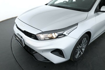 https://vehicle-cdn.autoleague.cloud/32409_61039184_10.jpg