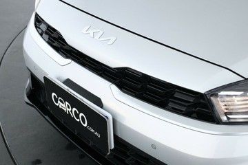 https://vehicle-cdn.autoleague.cloud/32409_61039184_9.jpg